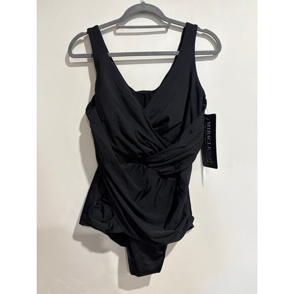 NWT Miraclesuit Illusionists Crossover Draped Shaping Swimsuit Black Plus 18W - Picture 3 of 6